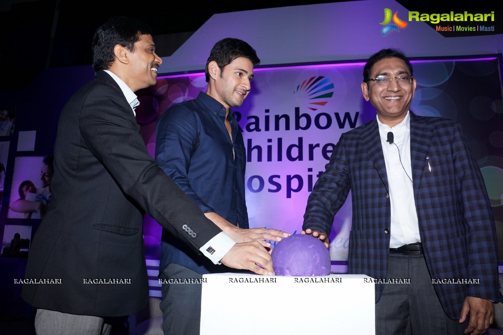 Mahesh Babu at Rainbow Hospitals Press Meet