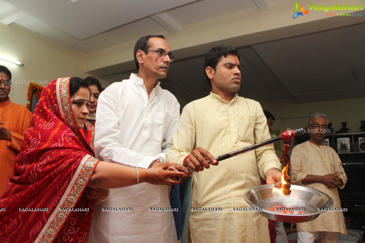 Mata Ki Chowki Ceremony by Sashi Nahata