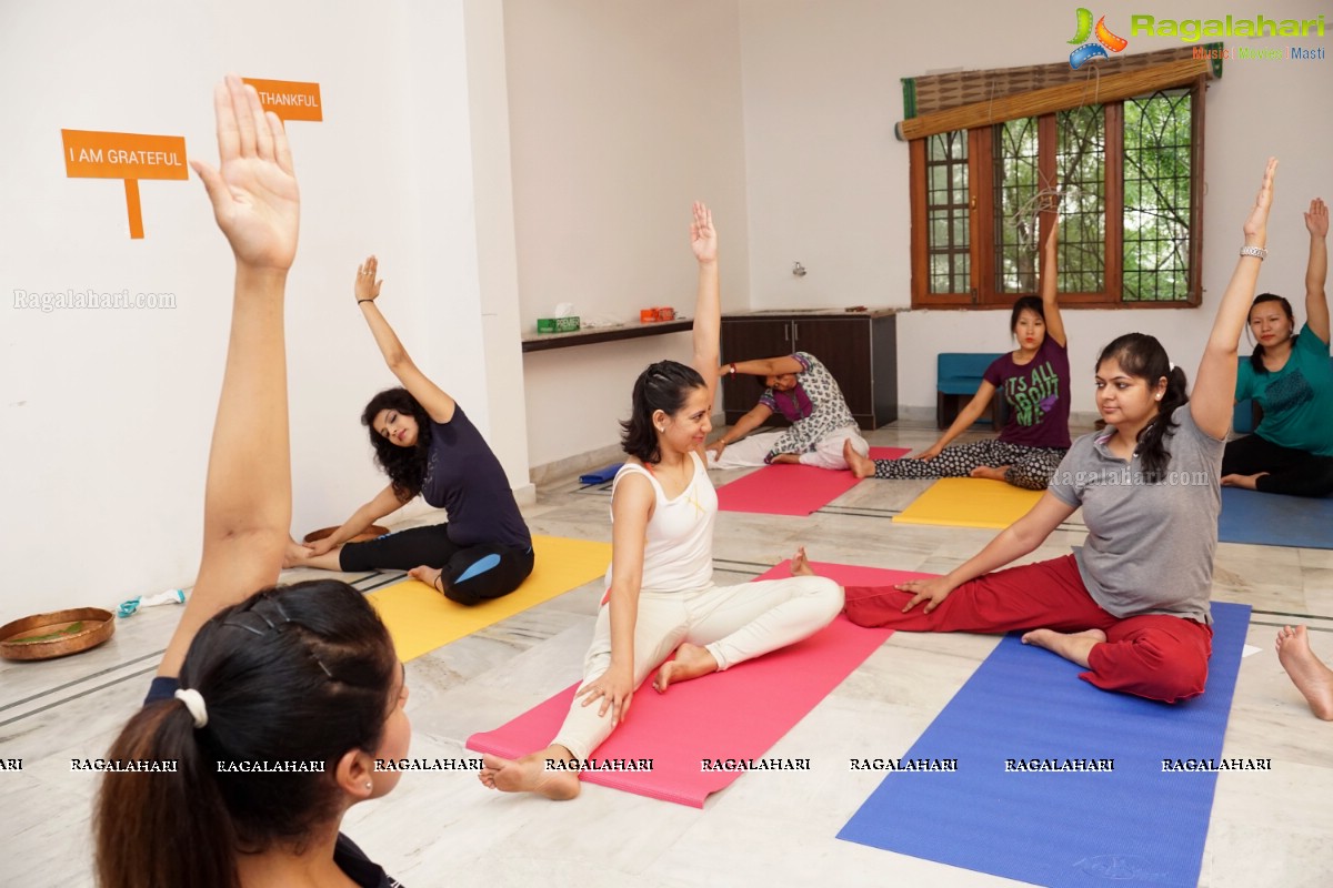 Yoga Session Training by Famous Fitness Expert Nisha Pushpavanam