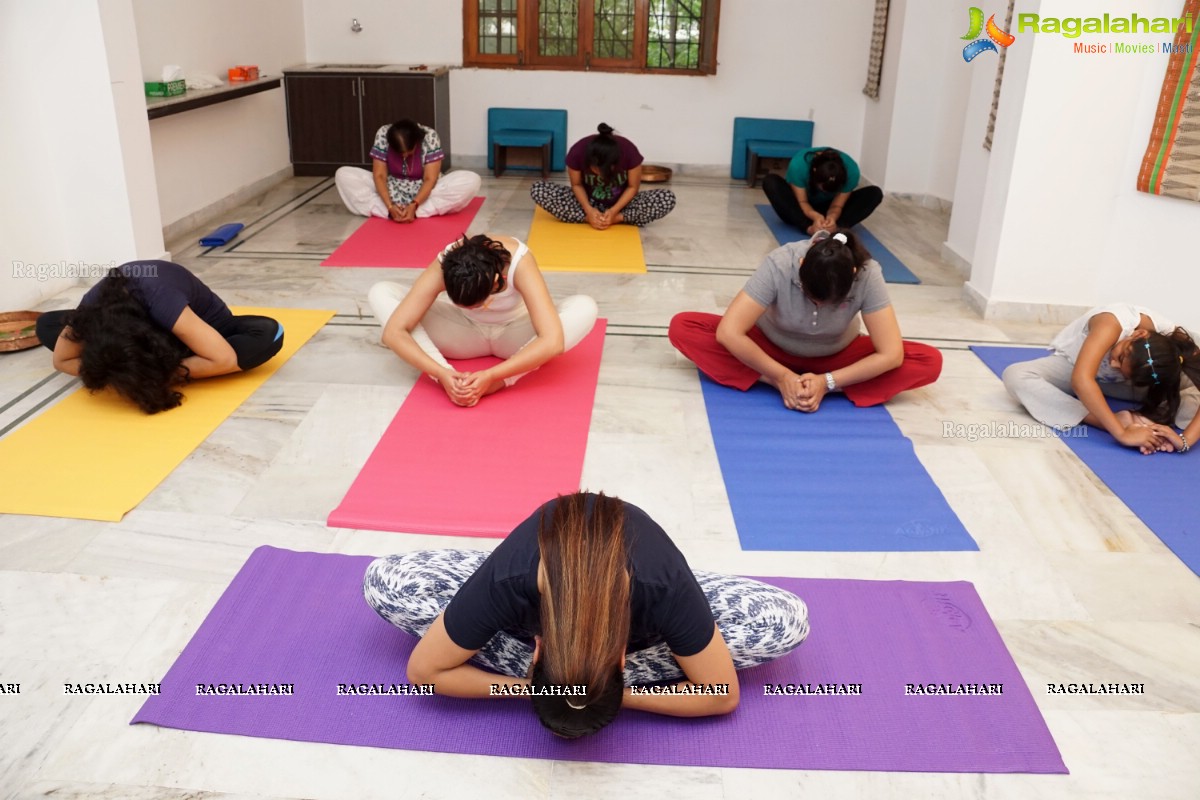 Yoga Session Training by Famous Fitness Expert Nisha Pushpavanam