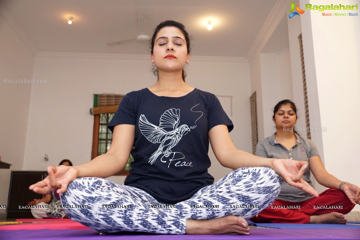 Yoga Session Training by Famous Fitness Expert Nisha Pushpavanam