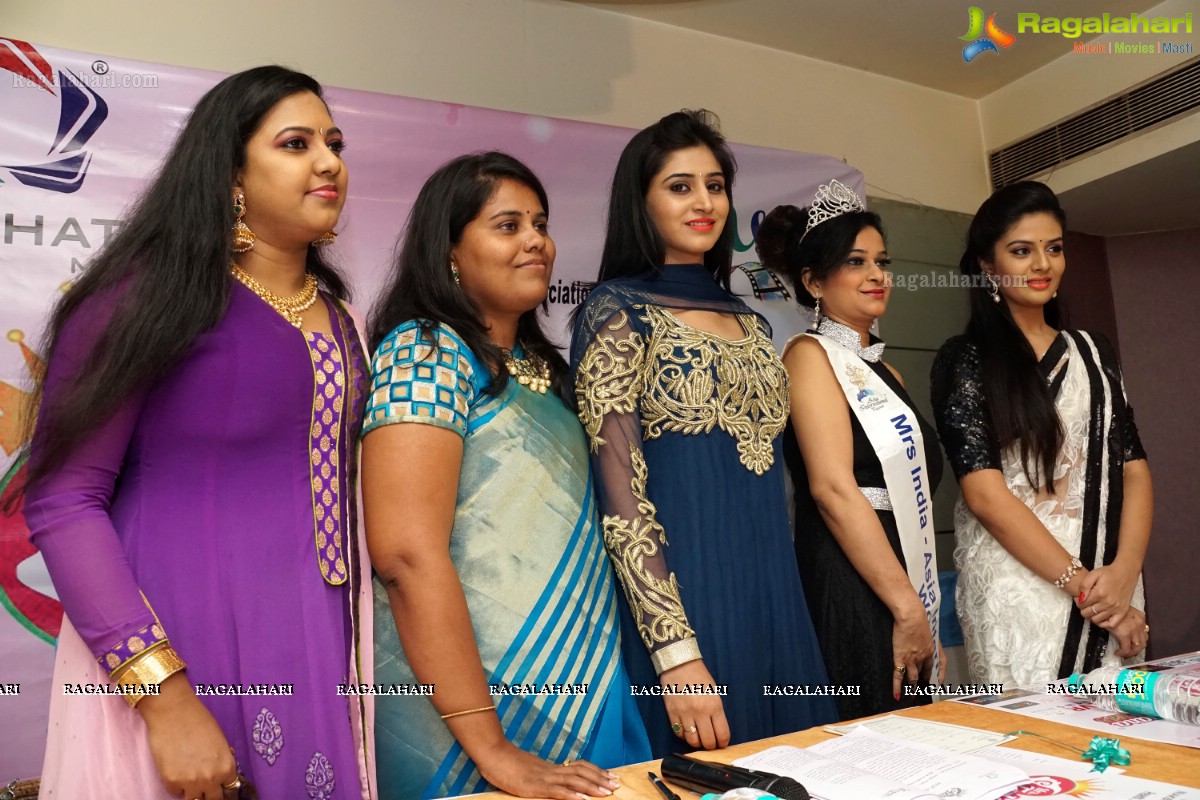 Mrs Telangana 2015 Curtain Raiser