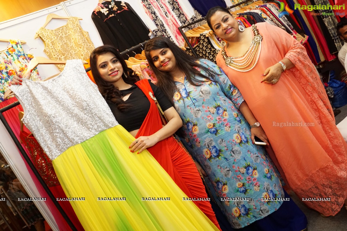 Priyanka Ramana inaugurates Akritti Elite Exhibition at Taj Deccan, Hyderabad (June 2015)