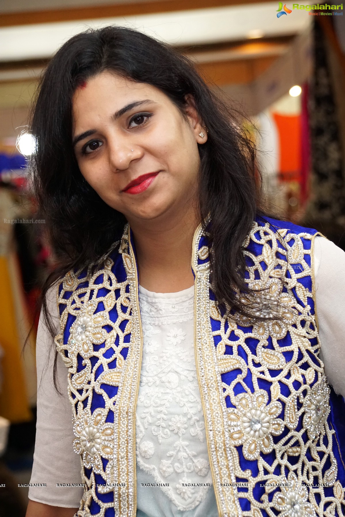 Priyanka Ramana inaugurates Akritti Elite Exhibition at Taj Deccan, Hyderabad (June 2015)