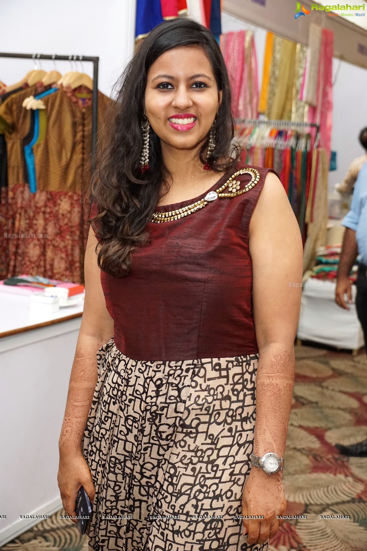 Priyanka Ramana inaugurates Akritti Elite Exhibition at Taj Deccan, Hyderabad (June 2015)