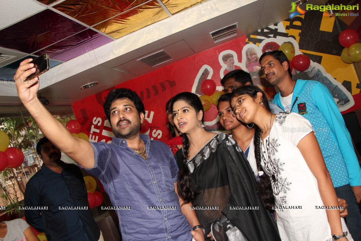 Sivabalaji-Madhumitha Fans Meet at McDonald's, Hyderabad