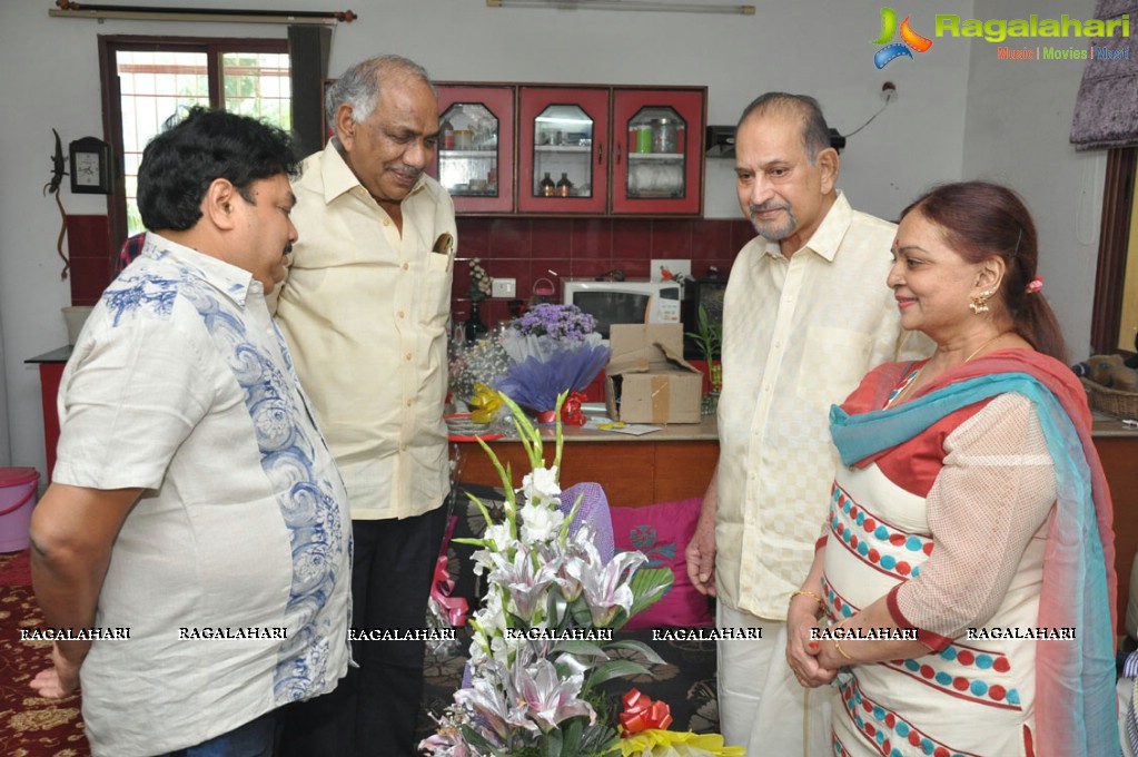 MAA felicitates Superstar Krishna