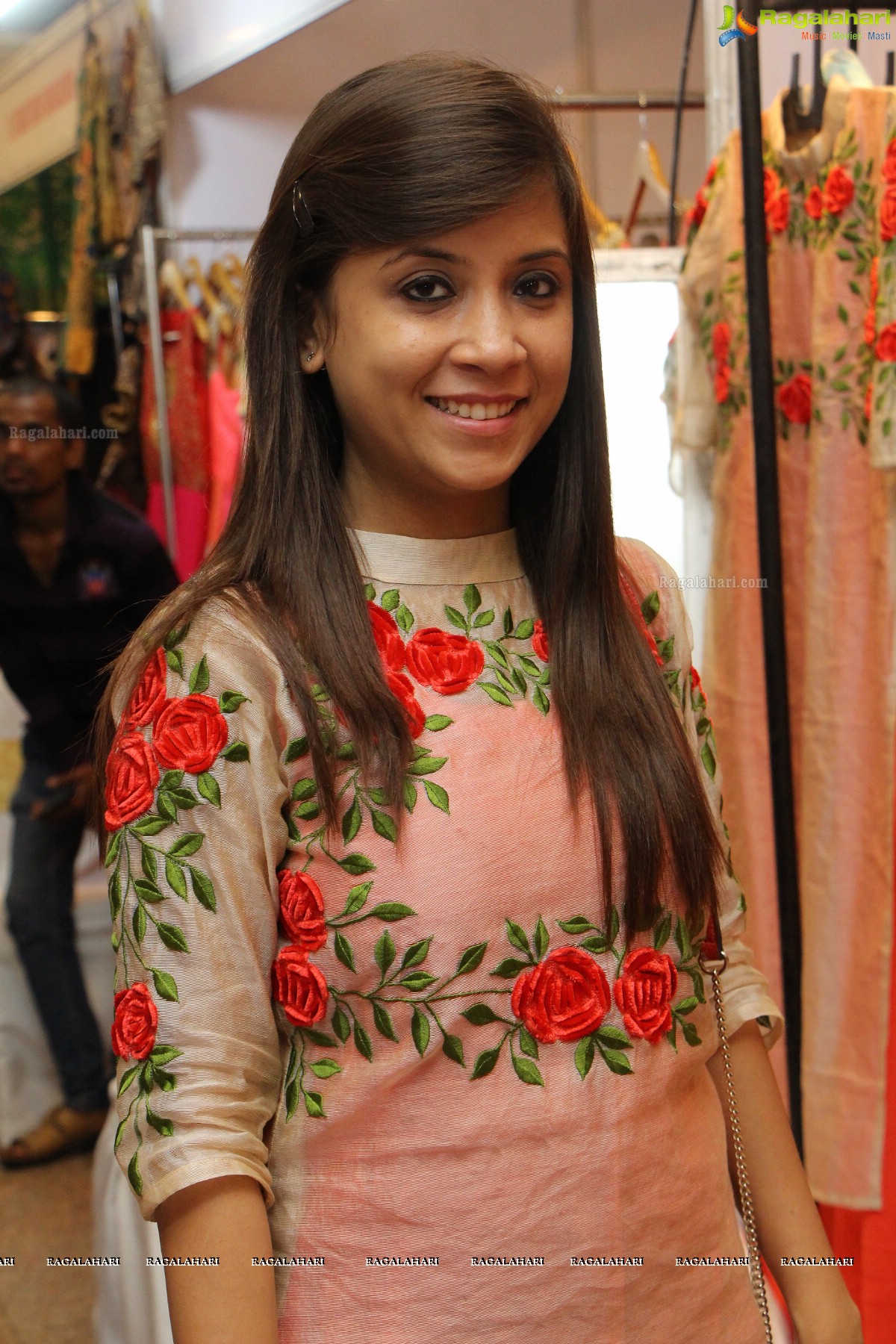 Harisha launches Sashi Nahata's Akritti Elite Exhibition and Sale at Taj Krishna, Hyderabad