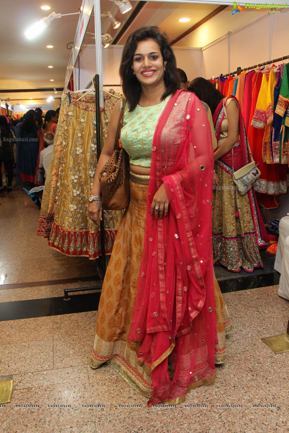 Harisha launches Sashi Nahata's Akritti Elite Exhibition and Sale at Taj Krishna, Hyderabad