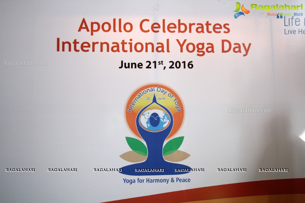 World Yoga Day 2016 Celebrations by Apollo Hospitals, Hyderabad