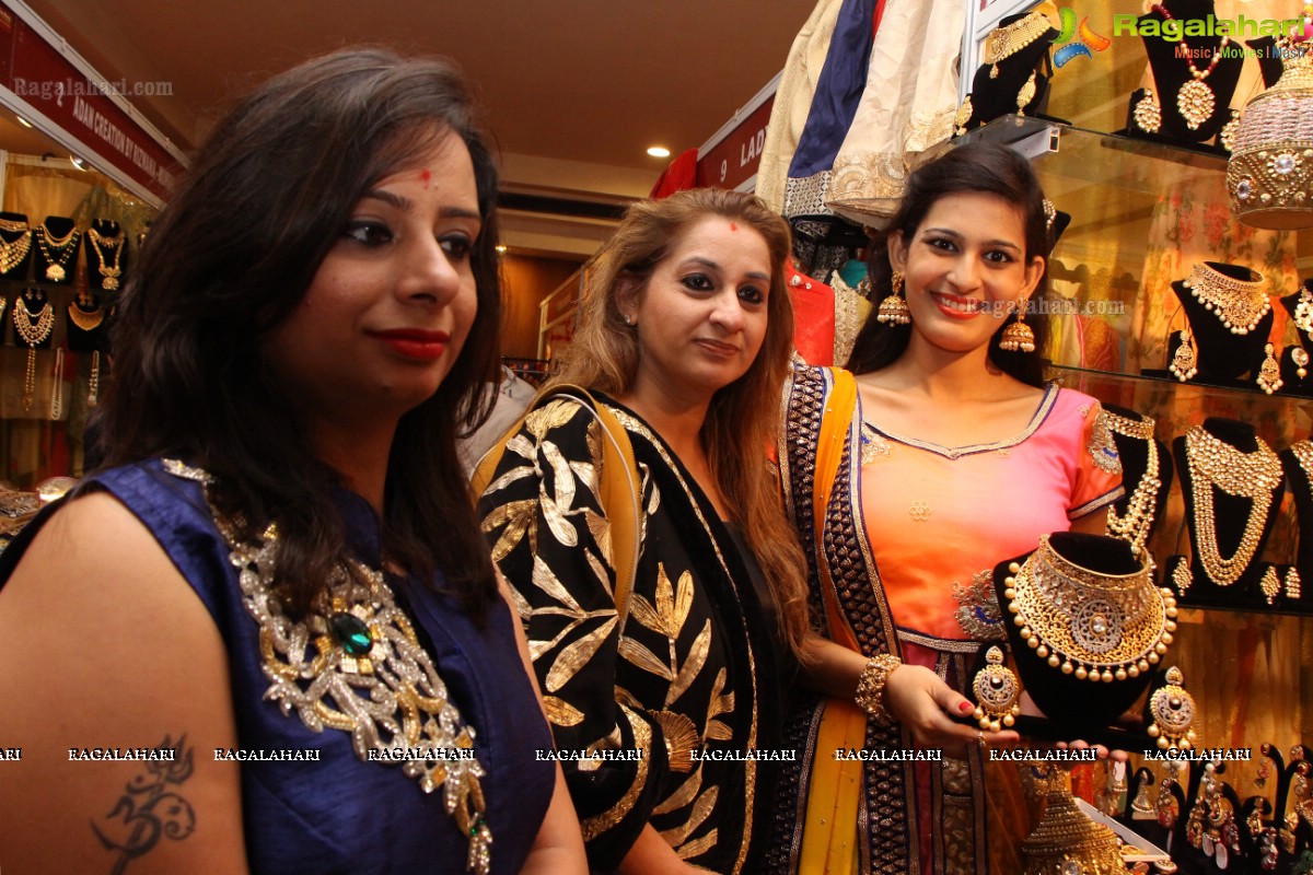 Sony Charishta launches Aura - International Fashion Exhibition at Taj Deccan, Hyderabad