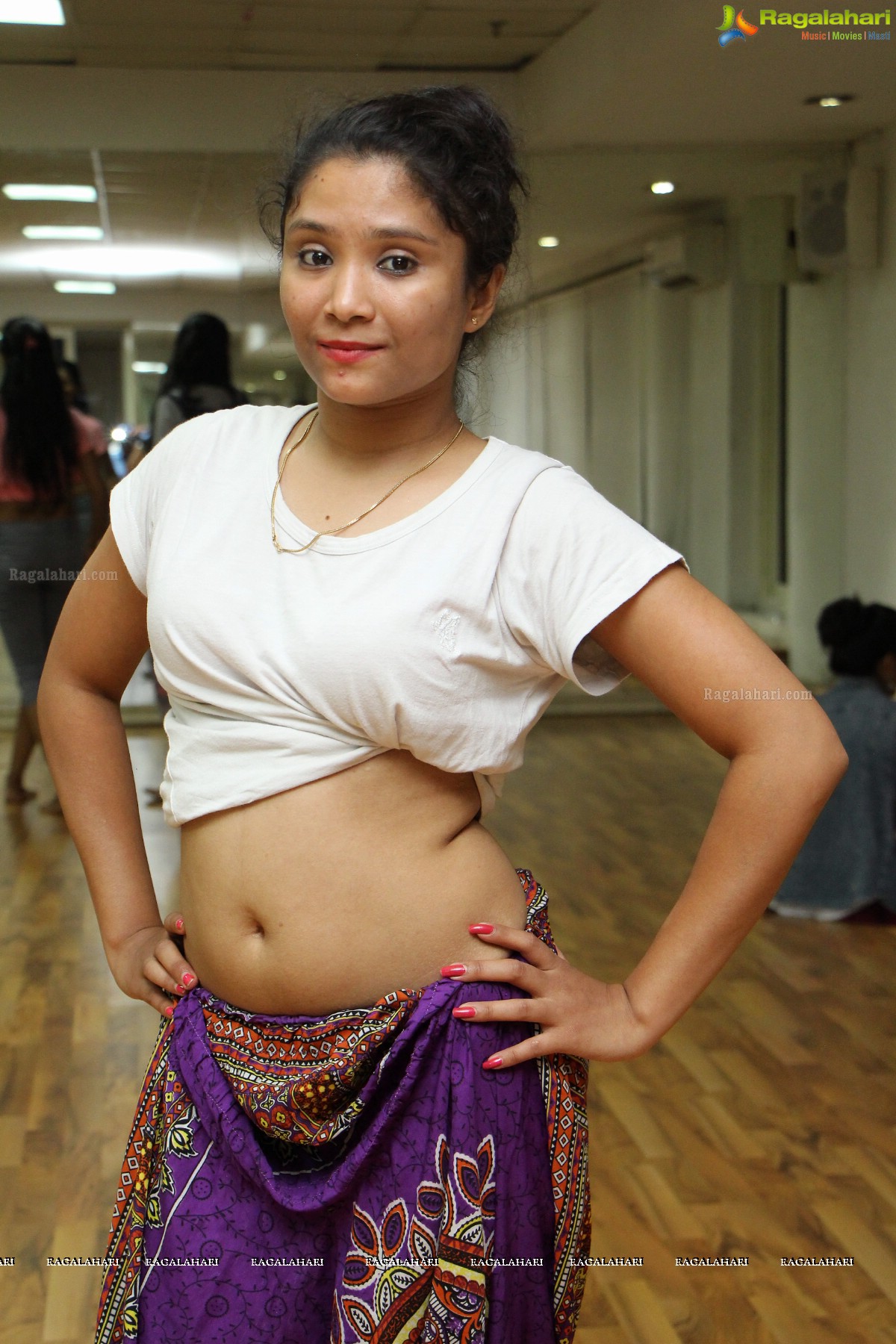 Meher Malik's Belly Dance Tour of Asia (Day 5)