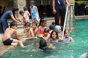 Radhika Agarwal Pool Pary