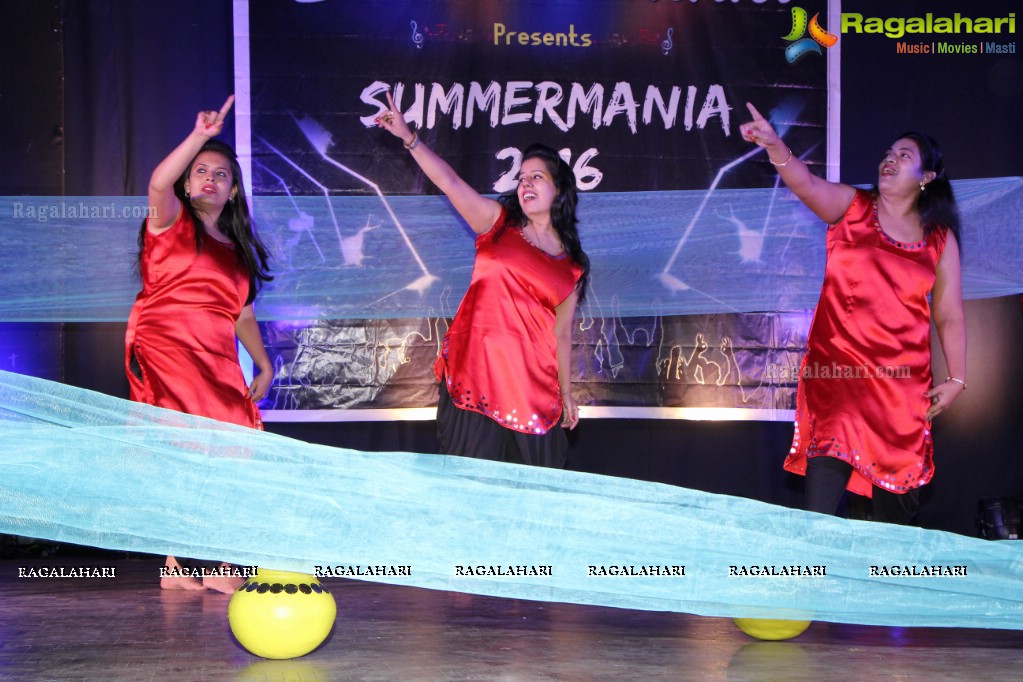 Summer Mania 2016 by Dance Mania