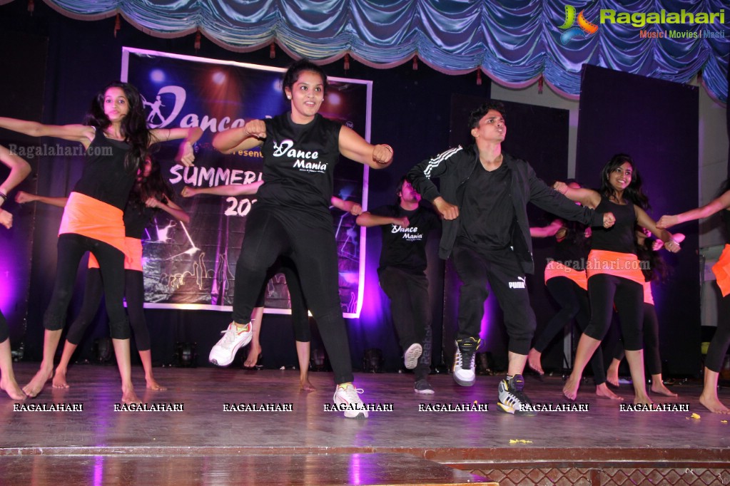 Summer Mania 2016 by Dance Mania