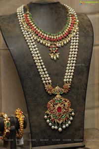 Payal Ghosh Hiya Exquisite Diamond Jewellery