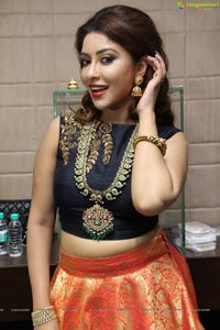 Payal Ghosh Hiya Exquisite Diamond Jewellery