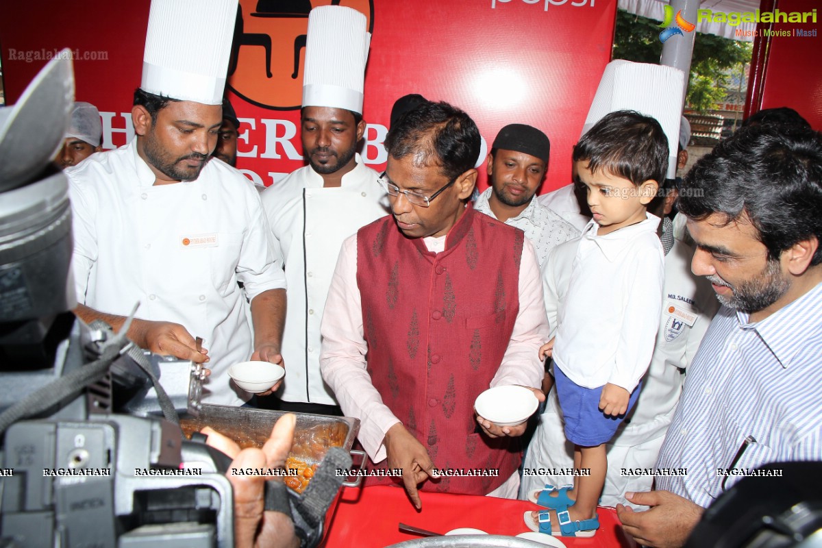 Inauguration of Zaiqa-e-Ramzan by Hyderabad House