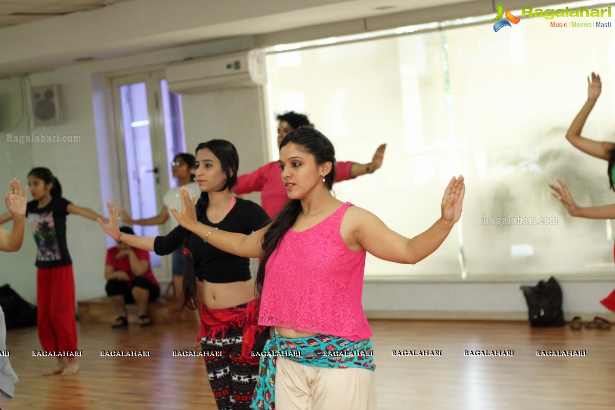 Meher Malik's Belly Dance Tour of Asia (Day 4), Hyderabad