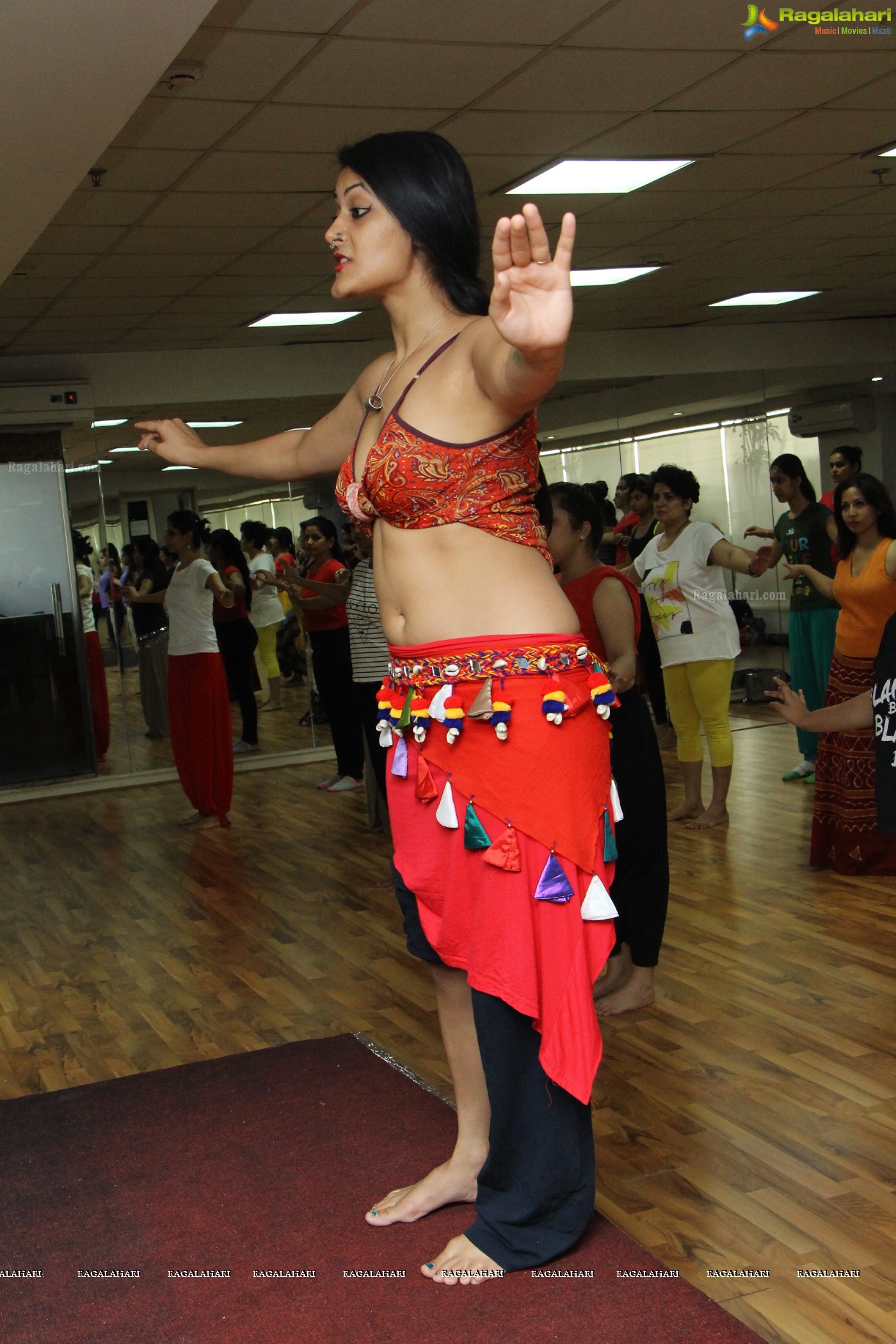 Meher Malik's Belly Dance Tour of Asia (Day 3)