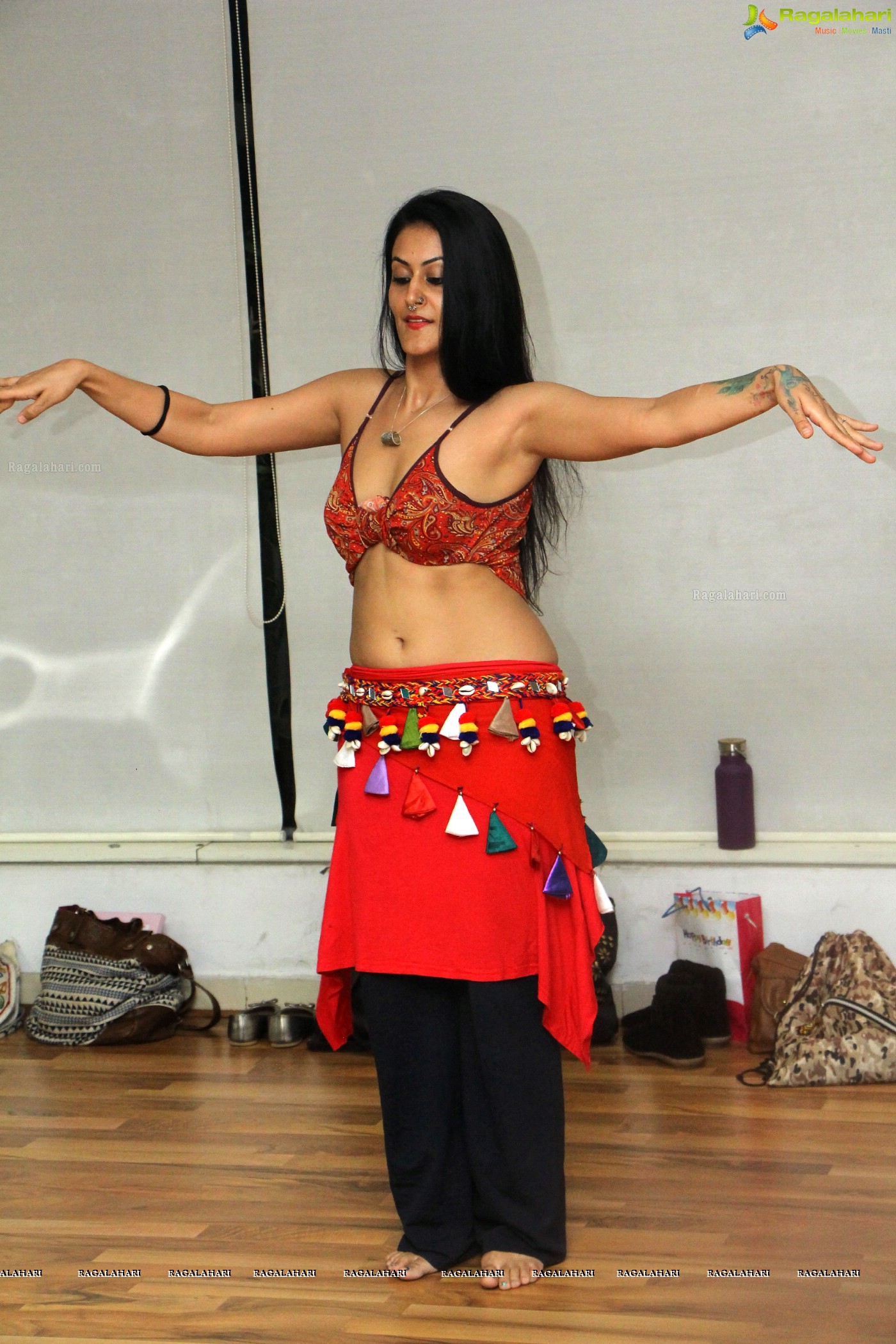 Meher Malik's Belly Dance Tour of Asia (Day 3)