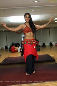 Meher Malik Belly Dance