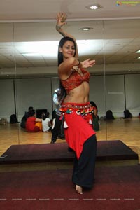 Meher Malik Belly Dance