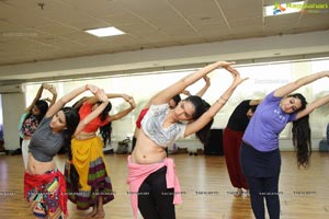 Meher Malik Belly Dance