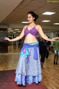 Meher Malik Belly Dance