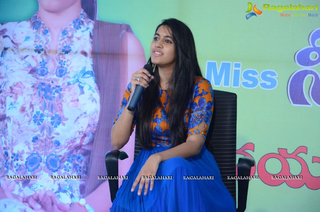 Niharika Konidela meets Mega Fans