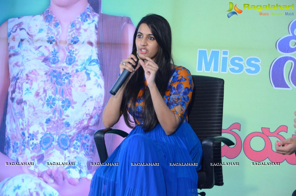 Niharika Konidela meets Mega Fans