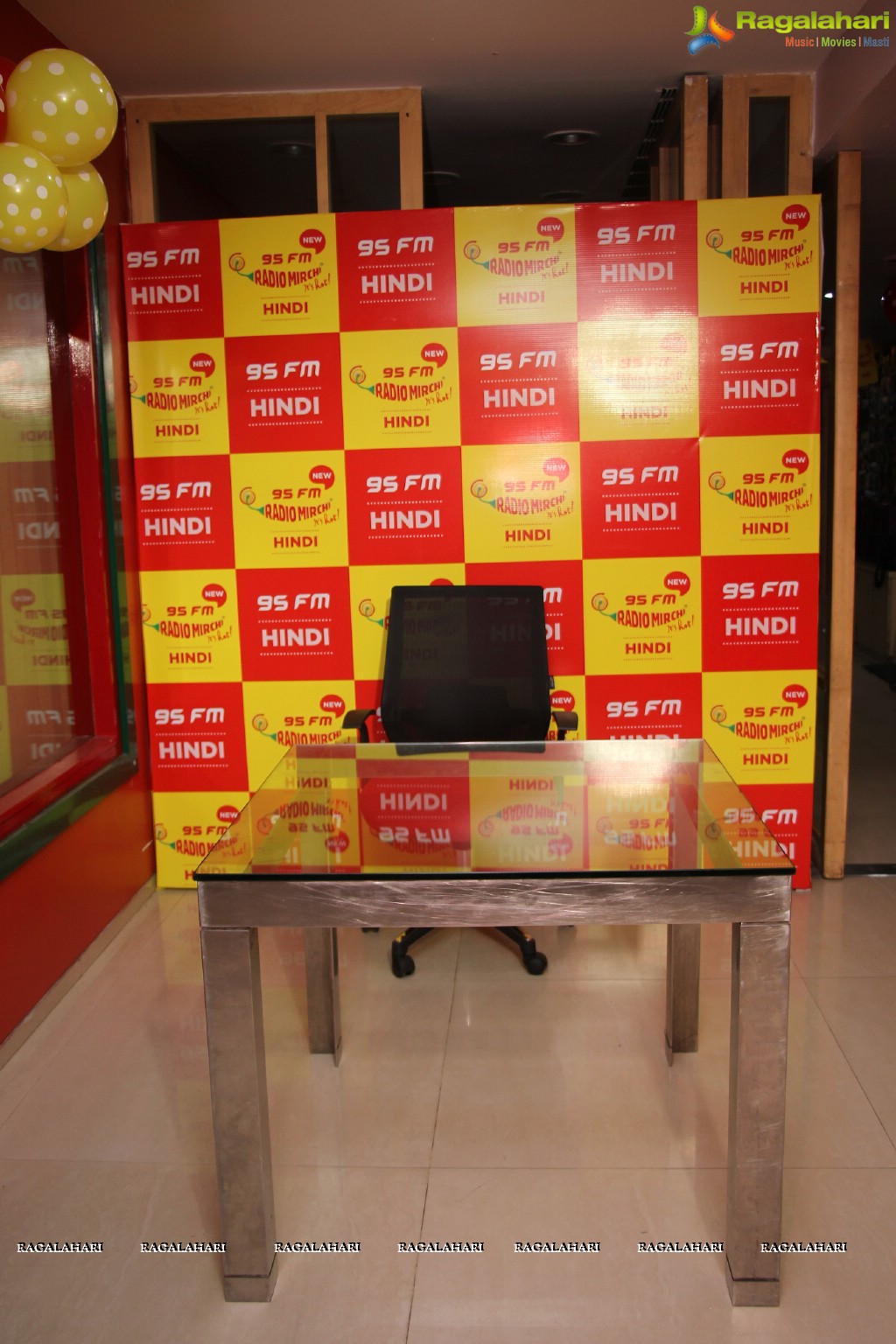 Meet and Greet Dia Mirza at Radio Mirchi