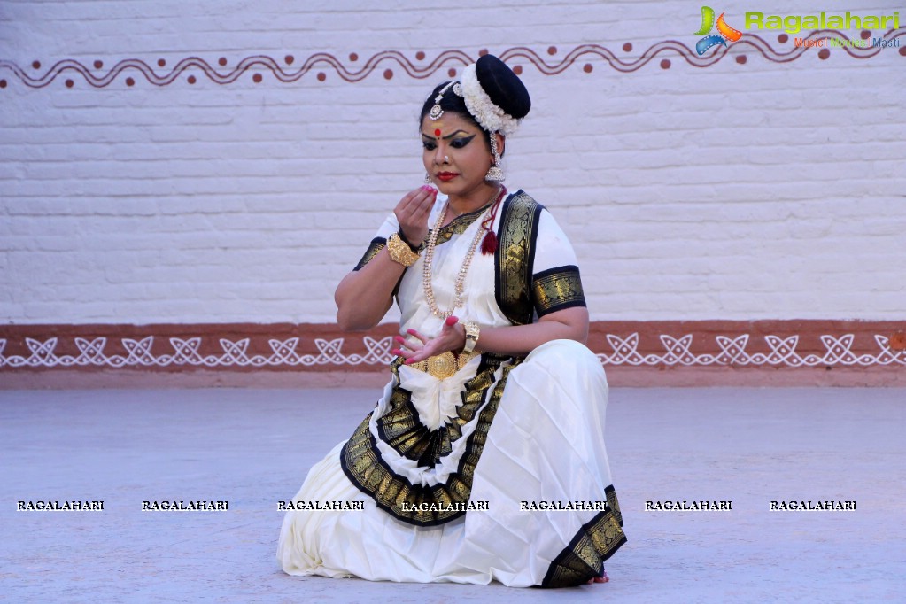 Rasollas - Krishnam Vande Jagad Gurum by Sri Sai Nataraja Academy of Kuchipudi Dance, Hyderabad