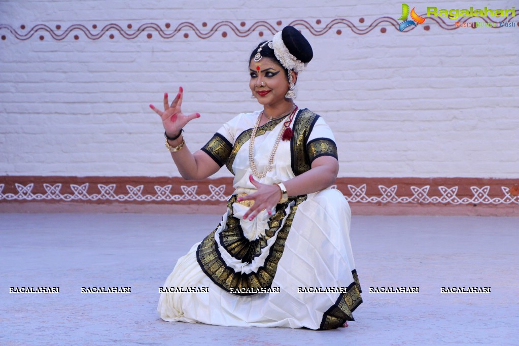 Rasollas - Krishnam Vande Jagad Gurum by Sri Sai Nataraja Academy of Kuchipudi Dance, Hyderabad