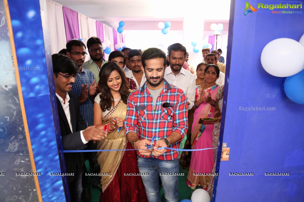 Washoo - Laundry Solutions Outlet Launch by Ravi and Lasya, Hyderabad