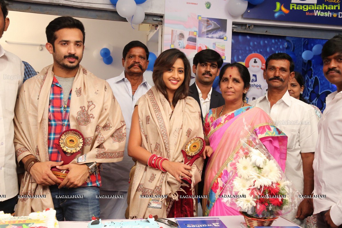 Washoo - Laundry Solutions Outlet Launch by Ravi and Lasya, Hyderabad