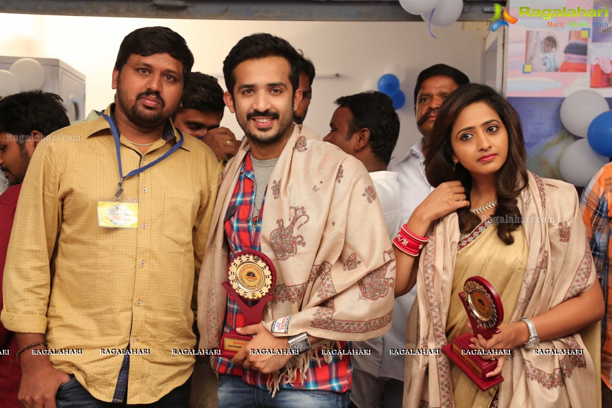 Washoo - Laundry Solutions Outlet Launch by Ravi and Lasya, Hyderabad