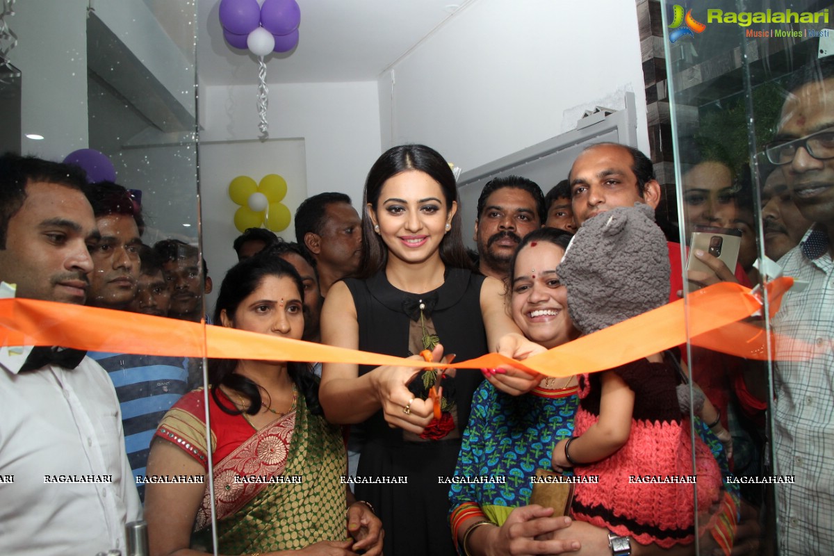 Rakul Preet Singh launches Sahara Cafe at Nizampet, Hyderabad