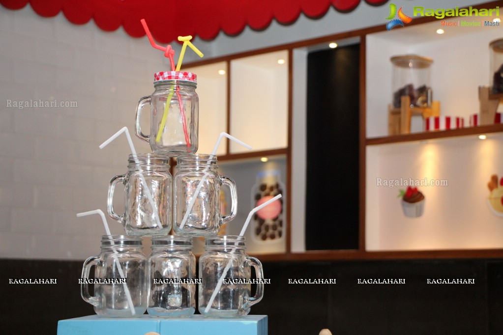 Mighty Small - India's First Carnival Themed Cafe Launch at Smaaash, Inorbit Mall, Hyderabad