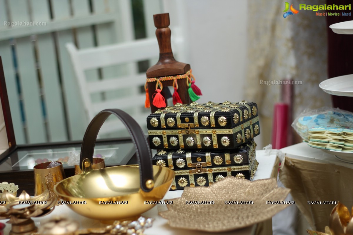 Geet Gupta and Anika Khara launches Treasure Trunk Flea Market at Kavanah, Hyderabad