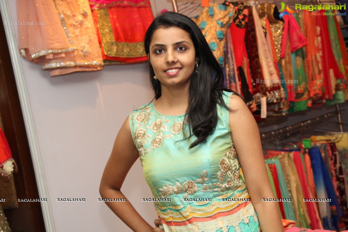 Mannara Chopra inaugurates Trendz Exhibition and Sale at Taj Krishna, Hyderabad