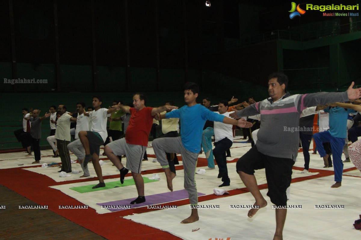 World Yoga Day 2016 Celebrations with Mansi Gulati, Hyderabad