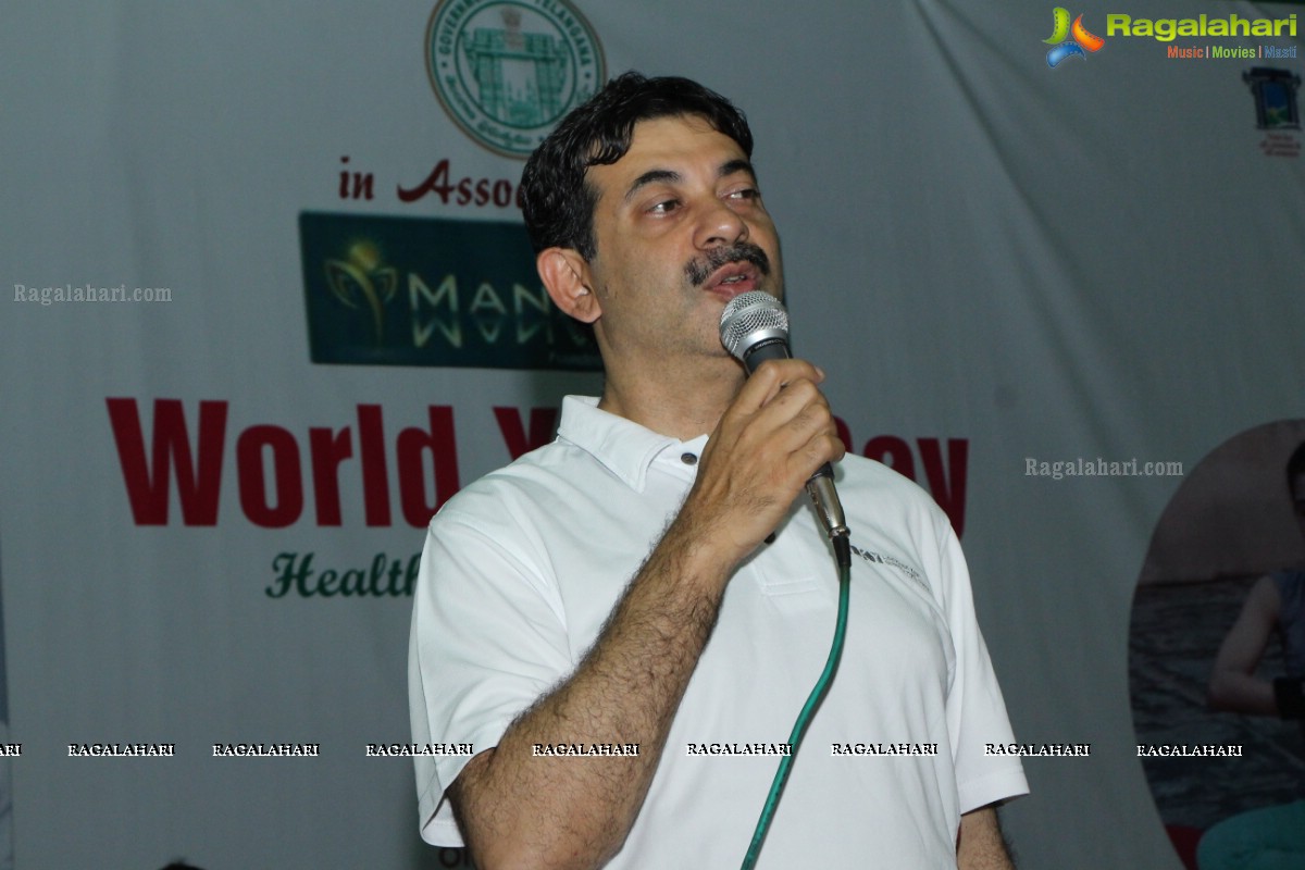 World Yoga Day 2016 Celebrations with Mansi Gulati, Hyderabad