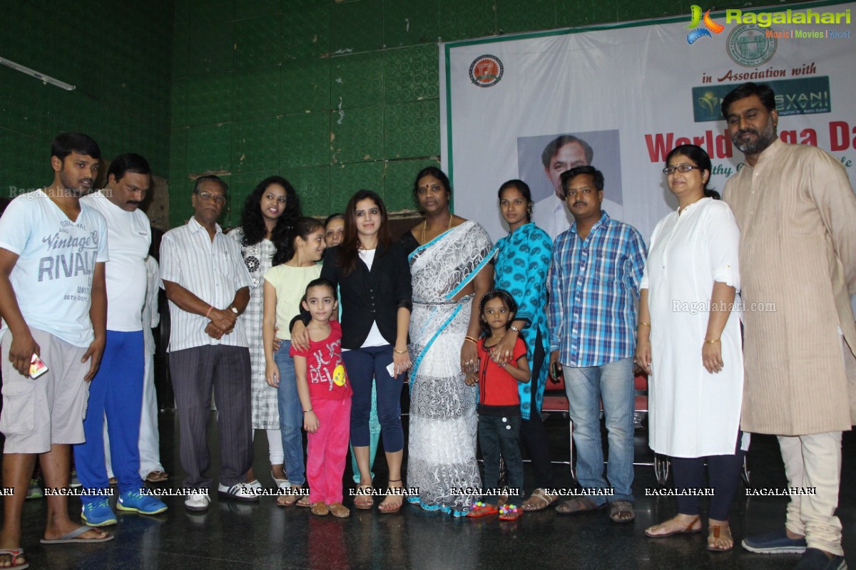 World Yoga Day 2016 Celebrations with Mansi Gulati, Hyderabad