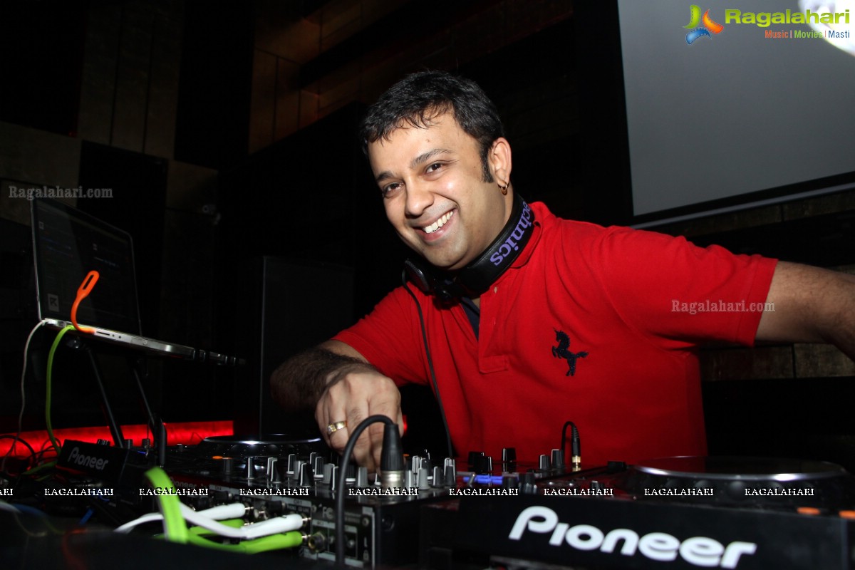 Thursday Night with DJ Piyush Bajaj at Playboy Club - Event by Scale Events