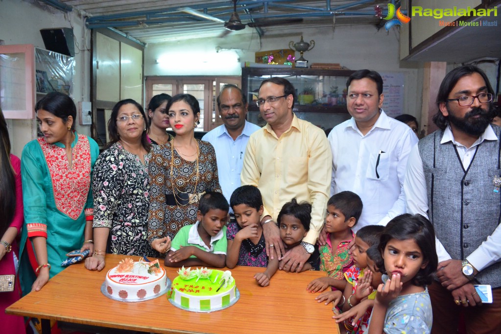 Alka Minda's Birthday with Orphanage Girls at Rainbow Home Govt. School for Girls, Musheerabad, Hyderabad