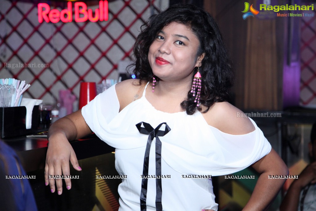 Fashion Funk - Bollywood Ladies Night at Hyderozen The Lounge Bar