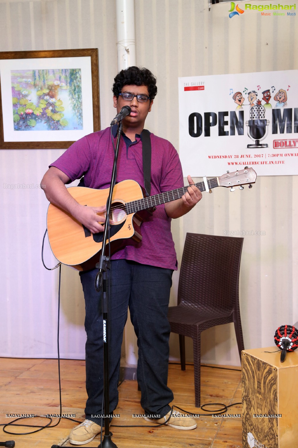Open Mic Bollywood at The Gallery Cafe