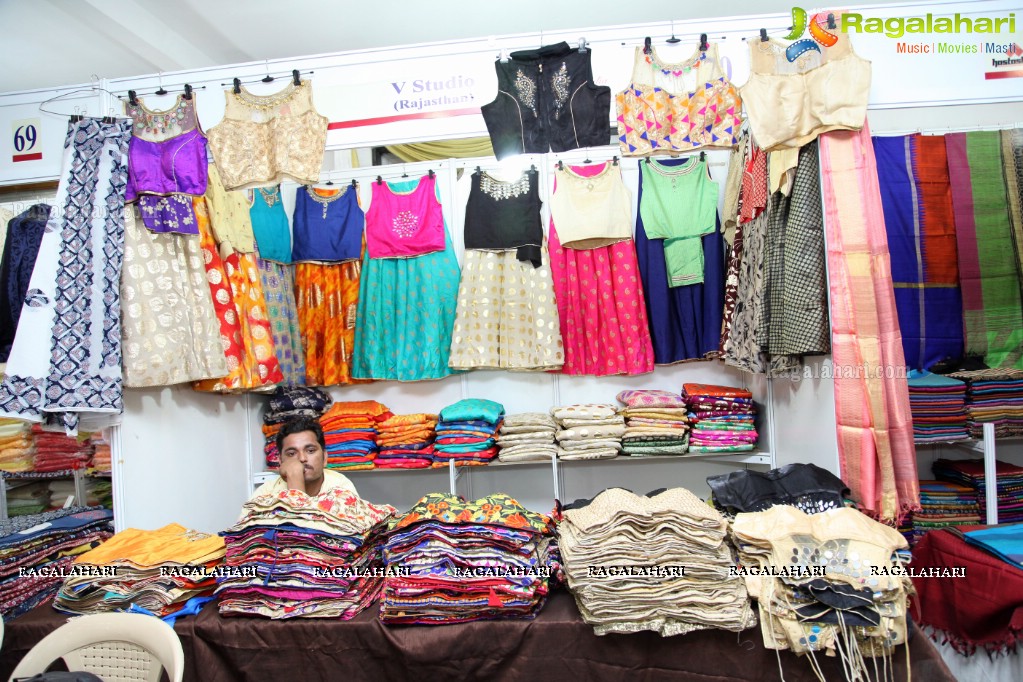 Komali launches Silk India Expo at Sri Raja Rajeshwari Gardens, Secunderabad