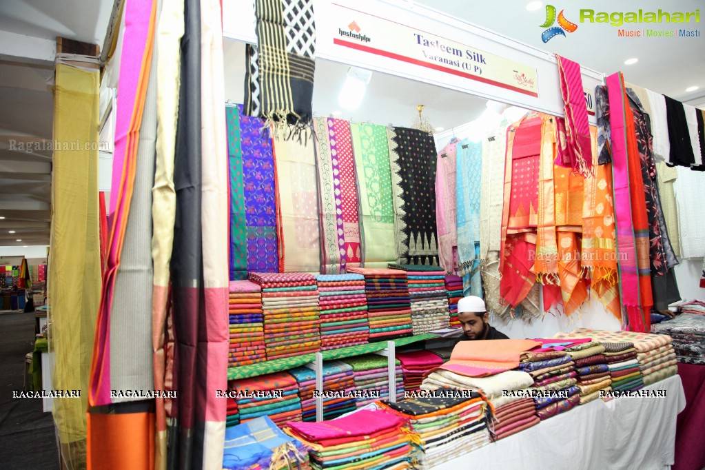 Komali launches Silk India Expo at Sri Raja Rajeshwari Gardens, Secunderabad